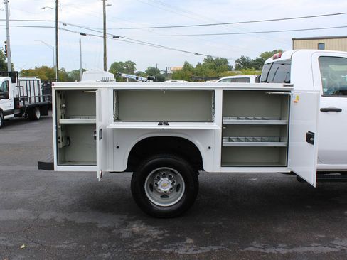 Used 2025 Chevrolet Silverado 3500 W/T w/ WT Convenience Package AWD/4WD image 16
