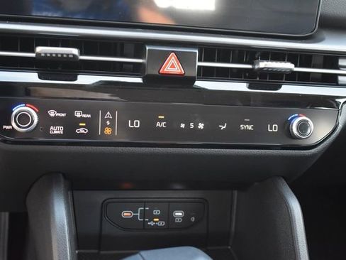 New 2026 Kia Sportage EX image 29