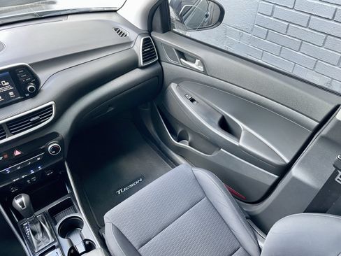 Used 2021 Hyundai Tucson SE FWD image 17