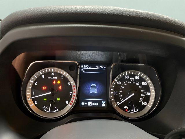 Used 2017 Nissan Titan Platinum Reserve AWD/4WD image 16