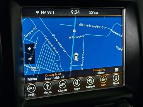 Used 2018 Jeep Grand Cherokee Limited AWD/4WD image 5