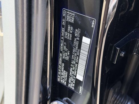 Used 2024 Volvo XC60 B5 Plus w/ Protection Package Premier AWD/4WD image 26