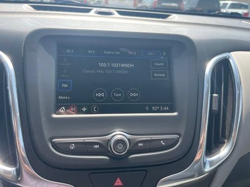 Used 2019 Chevrolet Equinox LT FWD image 24