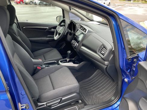 Used 2018 Honda Fit EX image 37
