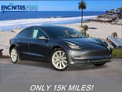 Used 2019 Tesla Model 3 Mid Range