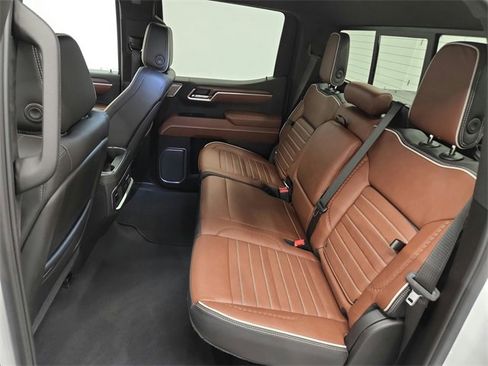 Used 2024 GMC Sierra 1500 Denali Ultimate image 32