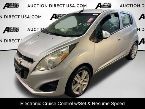 Used 2014 Chevrolet Spark LT image 11