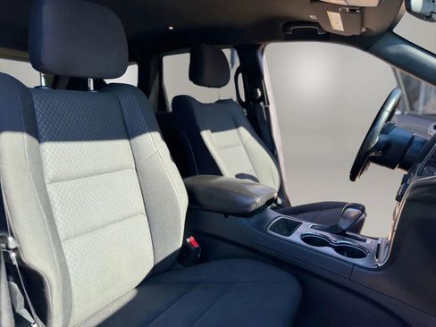 Used 2018 Jeep Grand Cherokee Laredo image 18