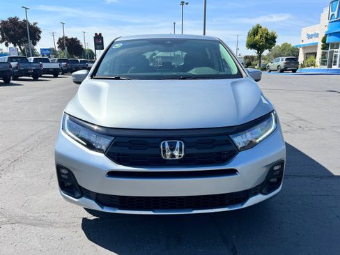 New 2026 Honda Odyssey EX-L image 8
