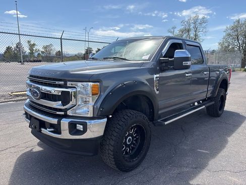 Used 2022 Ford F250 XLT w/ XLT Premium Package AWD/4WD image 2