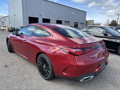 Used 2024 Mercedes-Benz CLE 300 4MATIC Coupe image 5