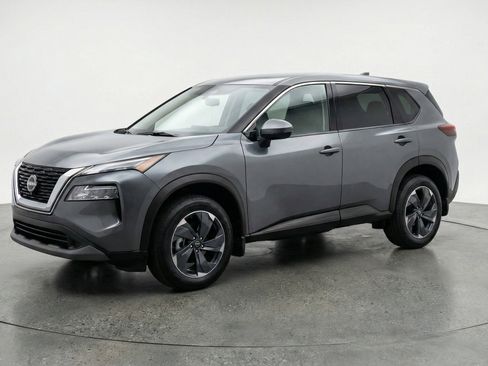Used 2025 Nissan Rogue SV image 3