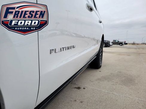 Used 2025 Ford Expedition Max Platinum AWD/4WD image 10