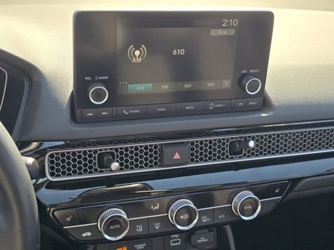 Certified 2023 Honda Civic EX image 31