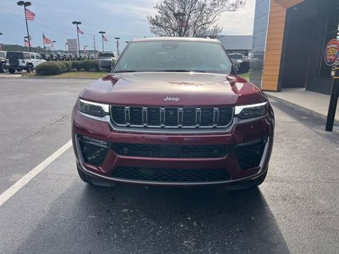 New 2026 Jeep Grand Cherokee Summit image 3