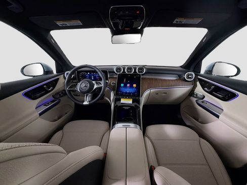 New 2026 Mercedes-Benz GLC 300 4MATIC image 9