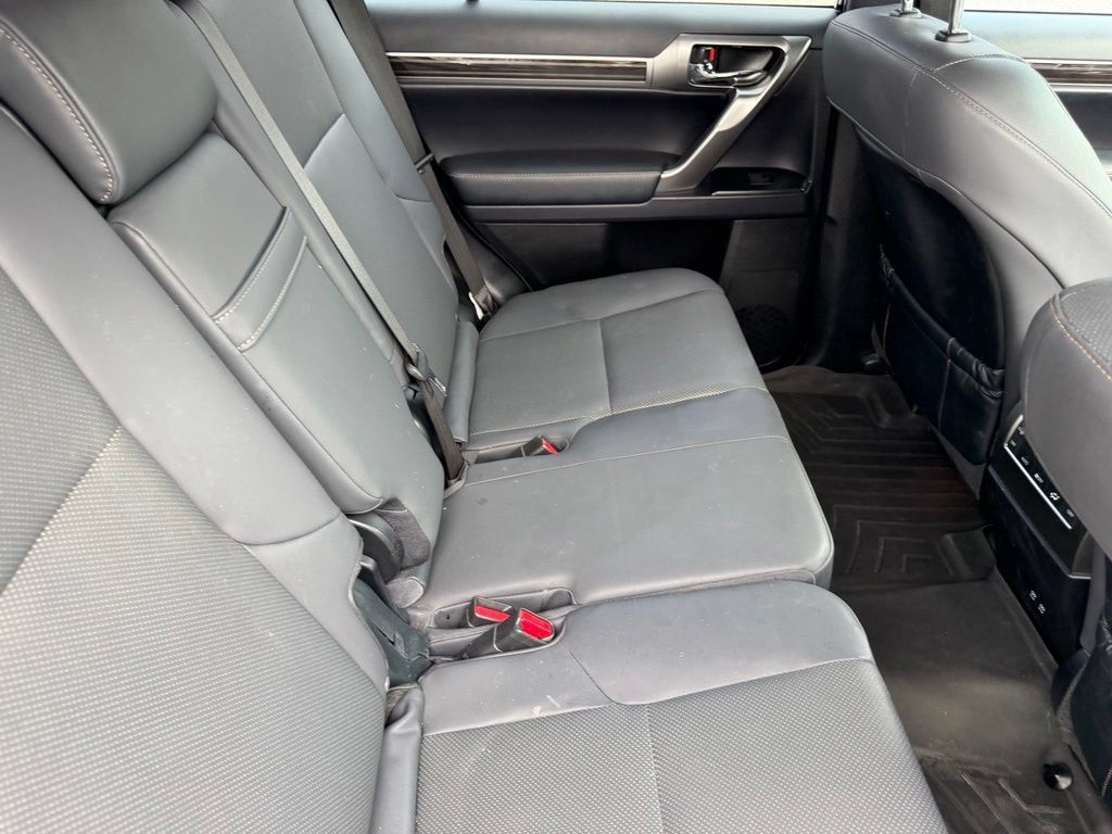 Used 2022 Lexus GX 460 Premium w/ Premium Package AWD/4WD image 17
