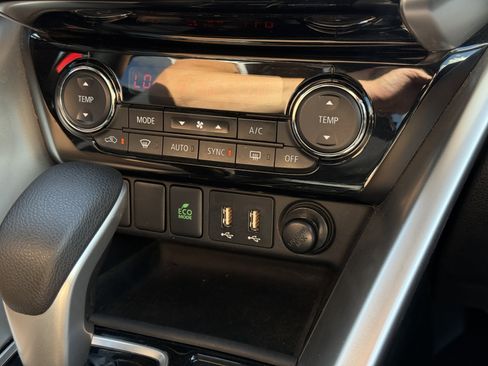 Used 2024 Mitsubishi Eclipse Cross SE image 21