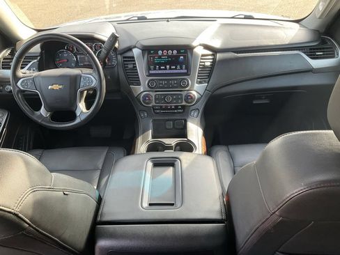 Used 2018 Chevrolet Suburban LT AWD/4WD image 5