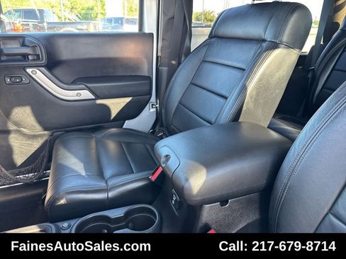 Used 2012 Jeep Wrangler Sahara w/ Dual Top Group image 50