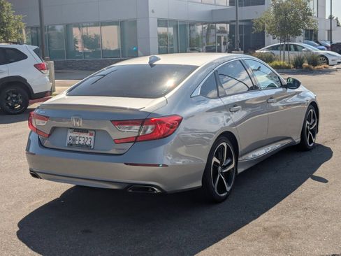 Used 2019 Honda Accord Sport image 5