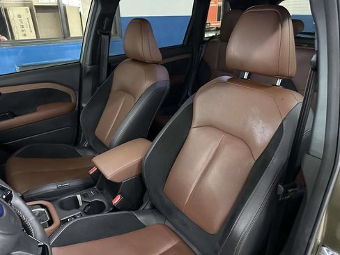 Used 2025 Subaru Forester Touring w/ Popular Package - Touring AWD/4WD image 20
