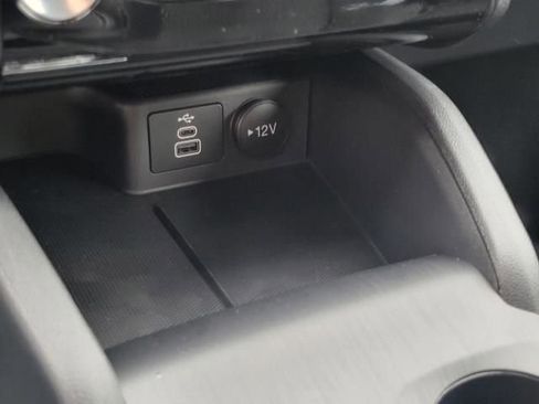 New 2026 Ford Escape SE w/ Class II Trailer Tow Package image 33