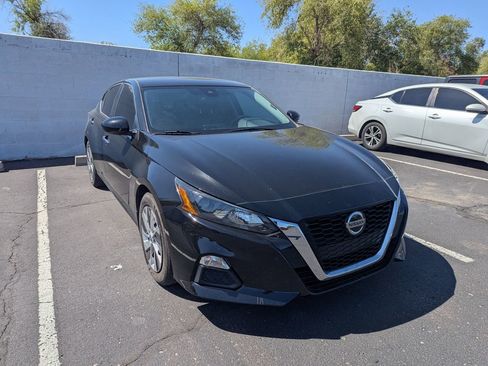 Used 2022 Nissan Altima 2.5 S w/ Driver Assist Package image 4