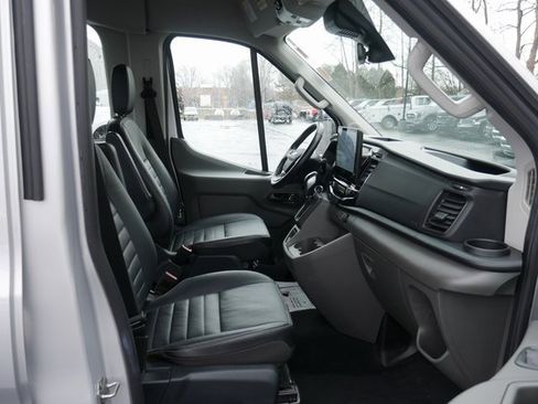 Used 2023 Ford Transit 350 XLT image 23