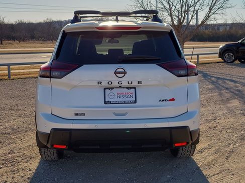 New 2026 Nissan Rogue SV image 3