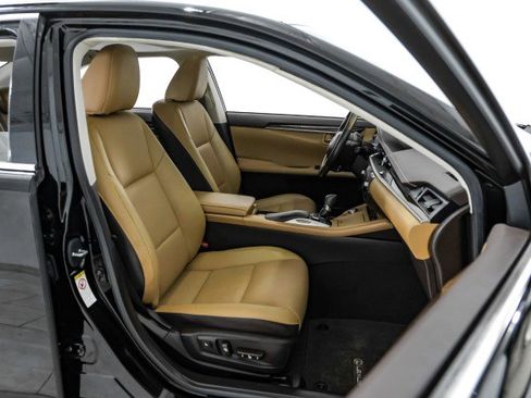 Used 2017 Lexus ES 350 image 35