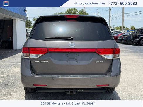 Used 2015 Honda Odyssey Touring Elite image 4