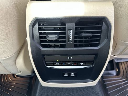 Used 2021 BMW 330i xDrive Sedan w/ Premium Package image 26