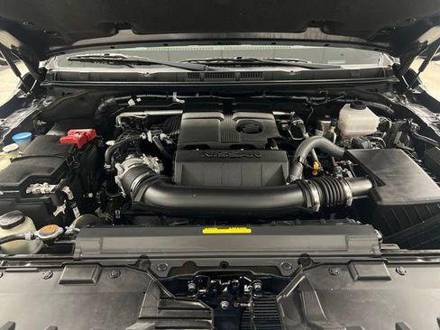 Used 2024 Nissan Frontier SV w/ Technology Package image 64