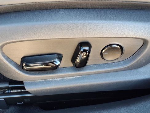 Used 2019 Lexus ES 350 w/ Premium Package image 14