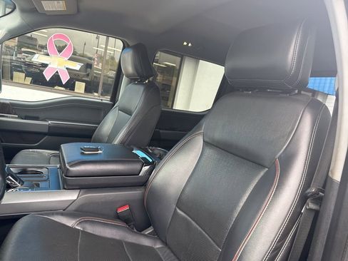 Used 2021 Ford F150 Lariat image 31