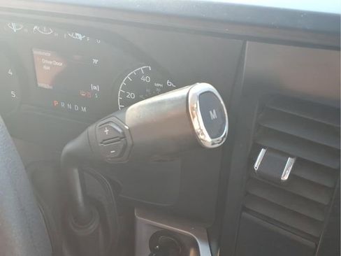 Used 2024 Ford F250 XLT AWD/4WD image 11