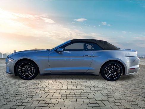 Used 2020 Ford Mustang Premium image 8