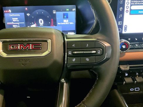 Used 2024 GMC Canyon AT4 w/ AT4 Premium Package image 24