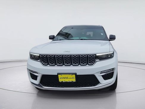 Used 2025 Jeep Grand Cherokee Summit AWD/4WD image 3
