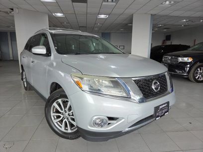 Used 2013 Nissan Pathfinder SV