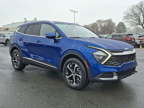 Used 2023 Kia Sportage EX image 3