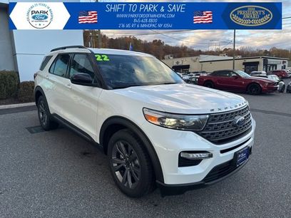 Certified 2022 Ford Explorer XLT w/ Equipment Group 202A