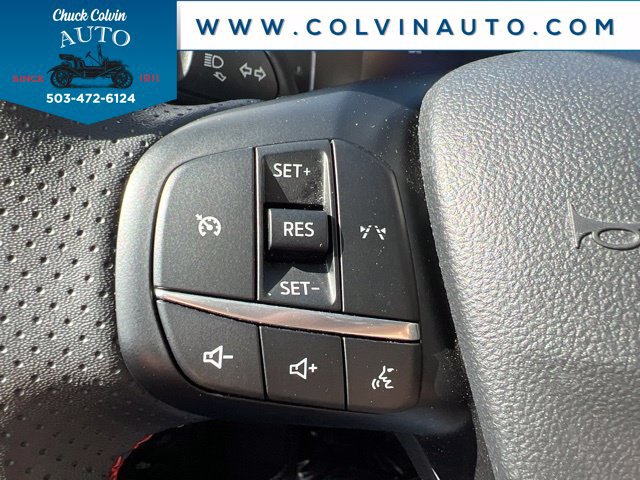 Used 2025 Ford Escape ST-Line Select AWD/4WD image 19