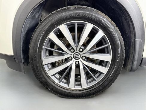 Used 2022 Nissan Pathfinder Platinum w/ Cargo Package AWD/4WD image 32