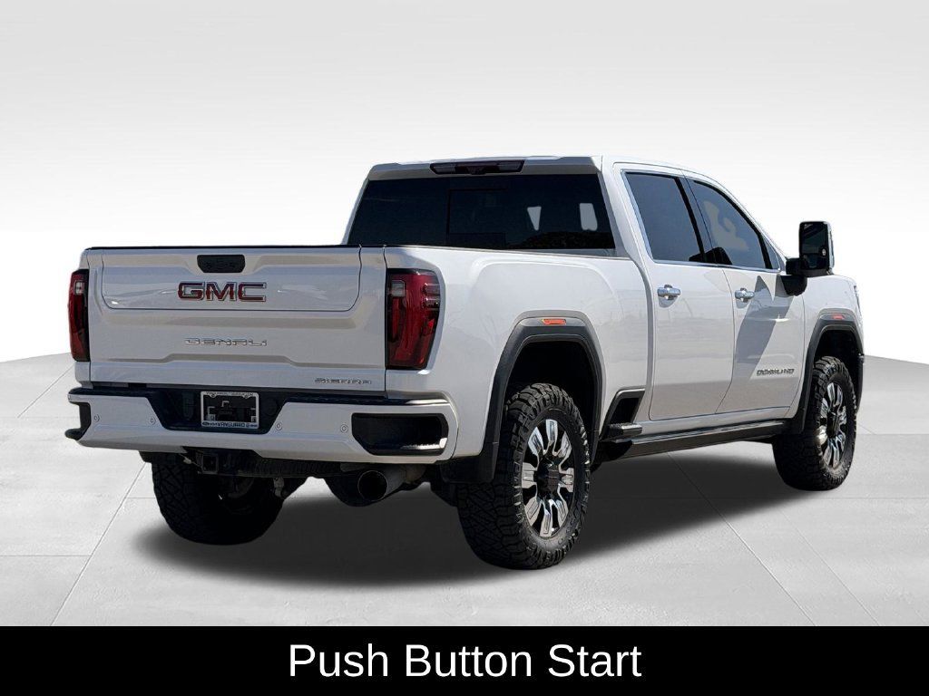 Used 2024 GMC Sierra 2500 Denali w/ Denali Reserve Package AWD/4WD image 10