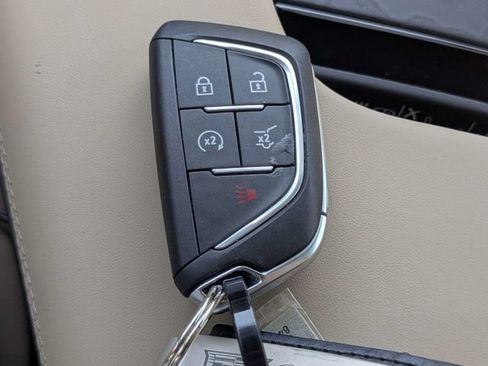 Used 2024 Cadillac Lyriq Sport w/ Nappa Leather Package AWD/4WD image 31