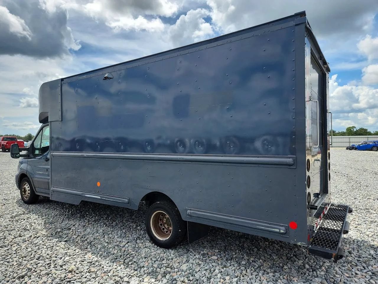 Used 2021 Ford Transit 350 178 DRW RWD image 2