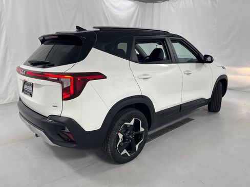 New 2026 Kia Seltos S image 3