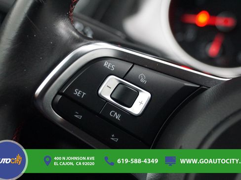 Used 2016 Volkswagen GTI Autobahn w/ Lighting Package (SEL) FWD image 20